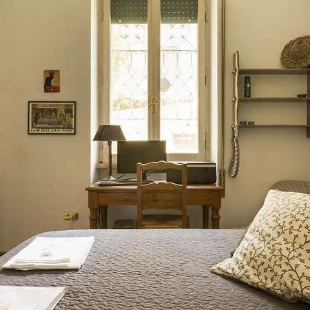 Lemon Tree Vatican City Apartment *